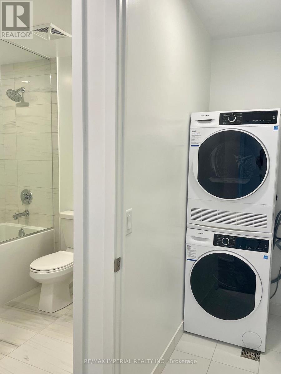 2107 - 180 Front Street, Toronto, Ontario  M5A 0K9 - Photo 16 - C12859832