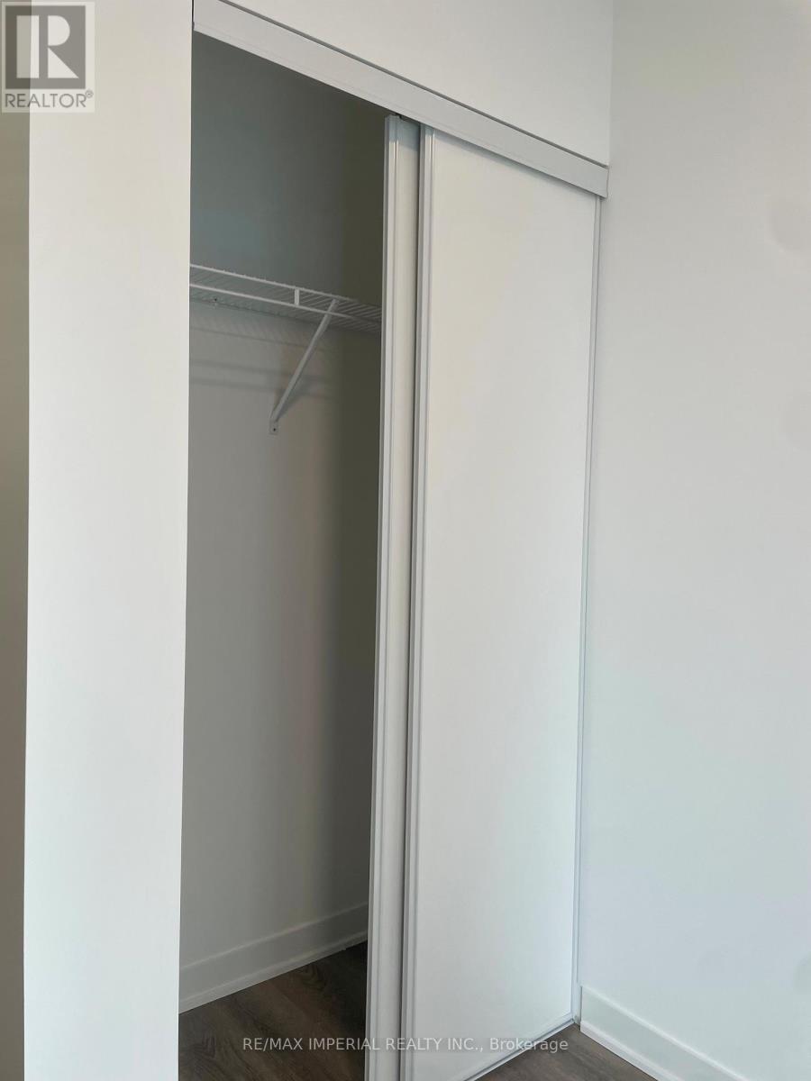 2107 - 180 Front Street, Toronto, Ontario  M5A 0K9 - Photo 21 - C12859832