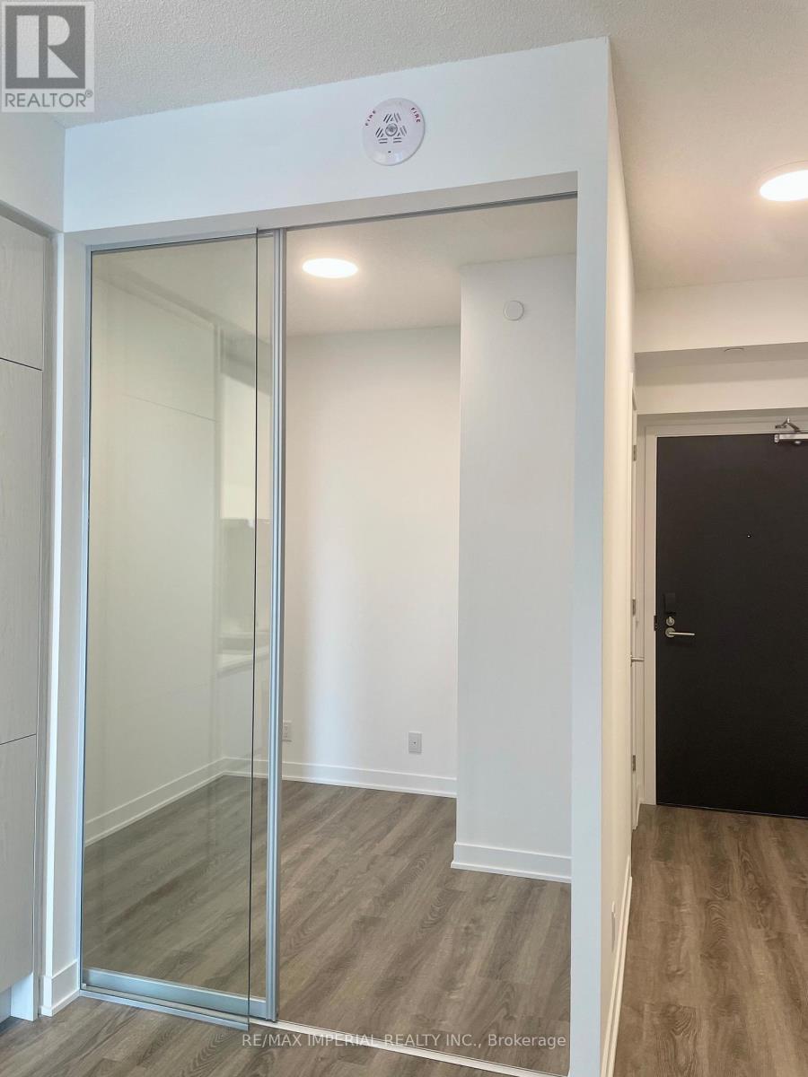 2107 - 180 Front Street, Toronto, Ontario  M5A 0K9 - Photo 8 - C12859832