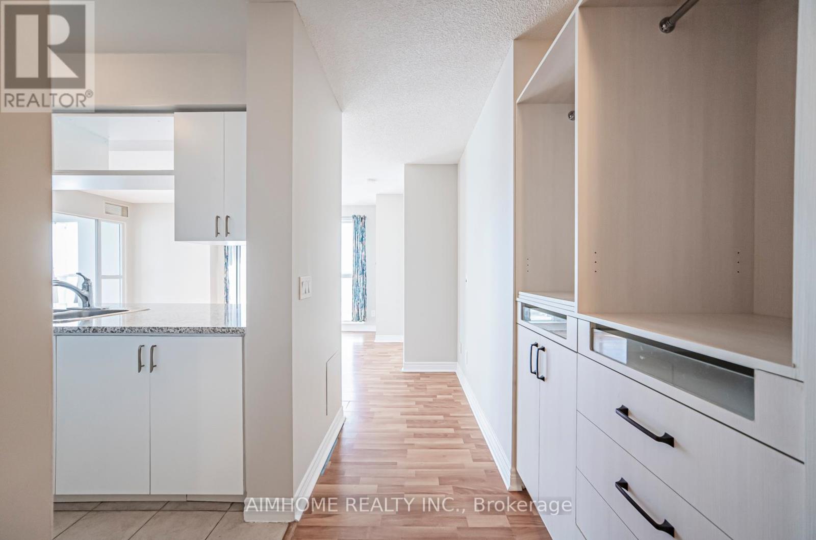 2507 - 60 Town Centre Court, Toronto, Ontario  M1P 0B1 - Photo 8 - E12859838