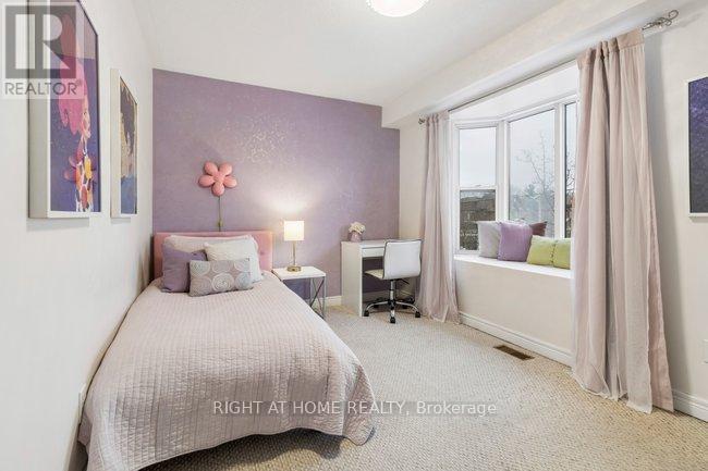 23 - 125 Hall Street W, Richmond Hill, Ontario  L4C 4N9 - Photo 28 - N12859834