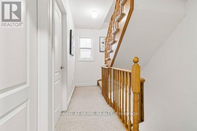 23 - 125 Hall Street W, Richmond Hill, Ontario  L4C 4N9 - Photo 31 - N12859834