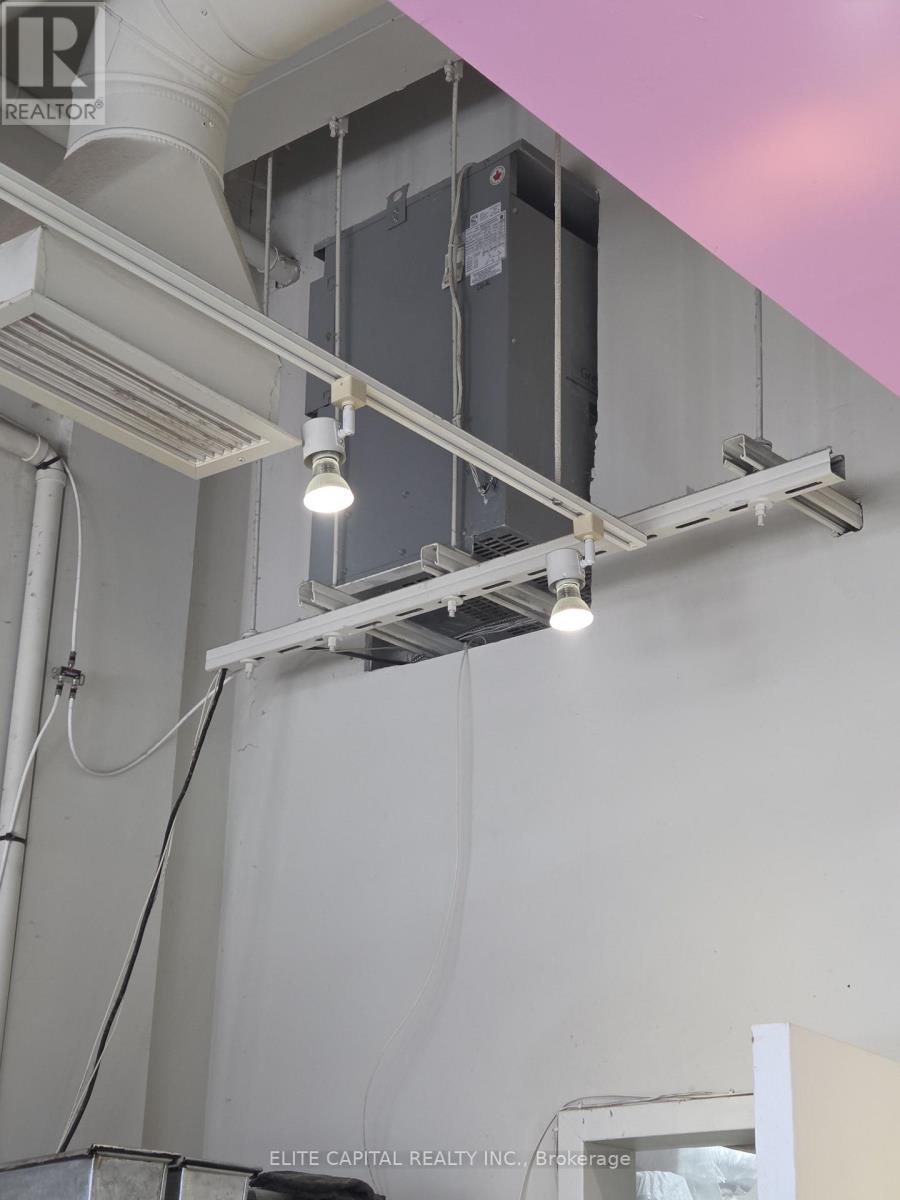 4 - 10066 Bayview Avenue, Richmond Hill, Ontario  L4C 0W5 - Photo 11 - N12859842