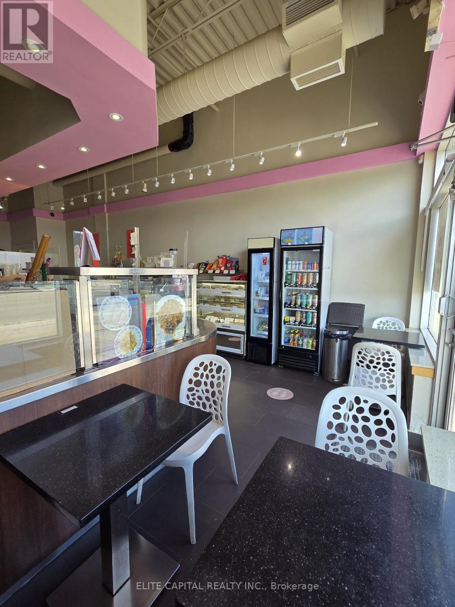 4 - 10066 Bayview Avenue, Richmond Hill, Ontario  L4C 0W5 - Photo 2 - N12859842