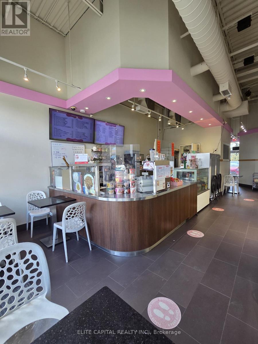 4 - 10066 Bayview Avenue, Richmond Hill, Ontario  L4C 0W5 - Photo 3 - N12859844