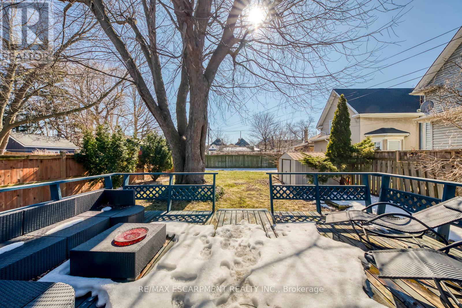 4456 Ellis Street, Niagara Falls, Ontario L2E 1H4 - Photo 38 - X12853610