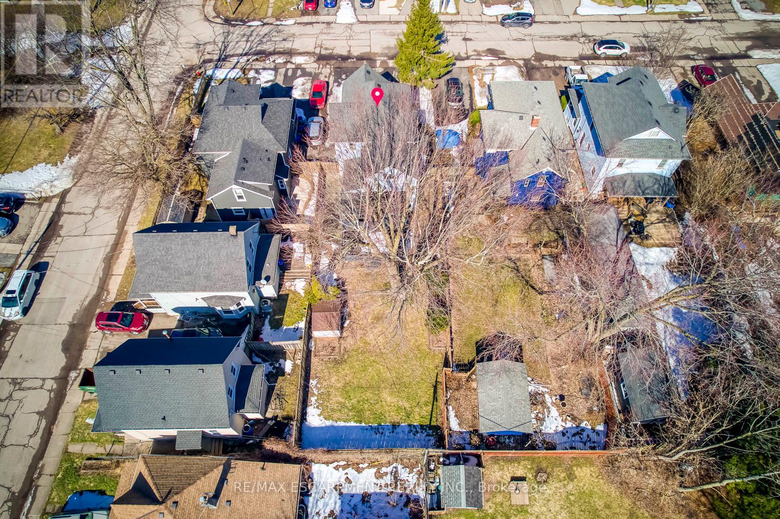 4456 Ellis Street, Niagara Falls, Ontario L2E 1H4 - Photo 46 - X12853610