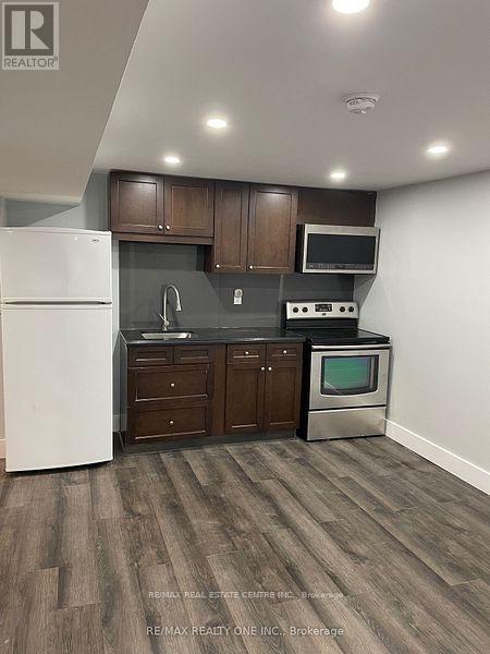 Basement - 4616 Metcalfe Avenue, Mississauga, Ontario  L5M 4L7 - Photo 2 - W12859848