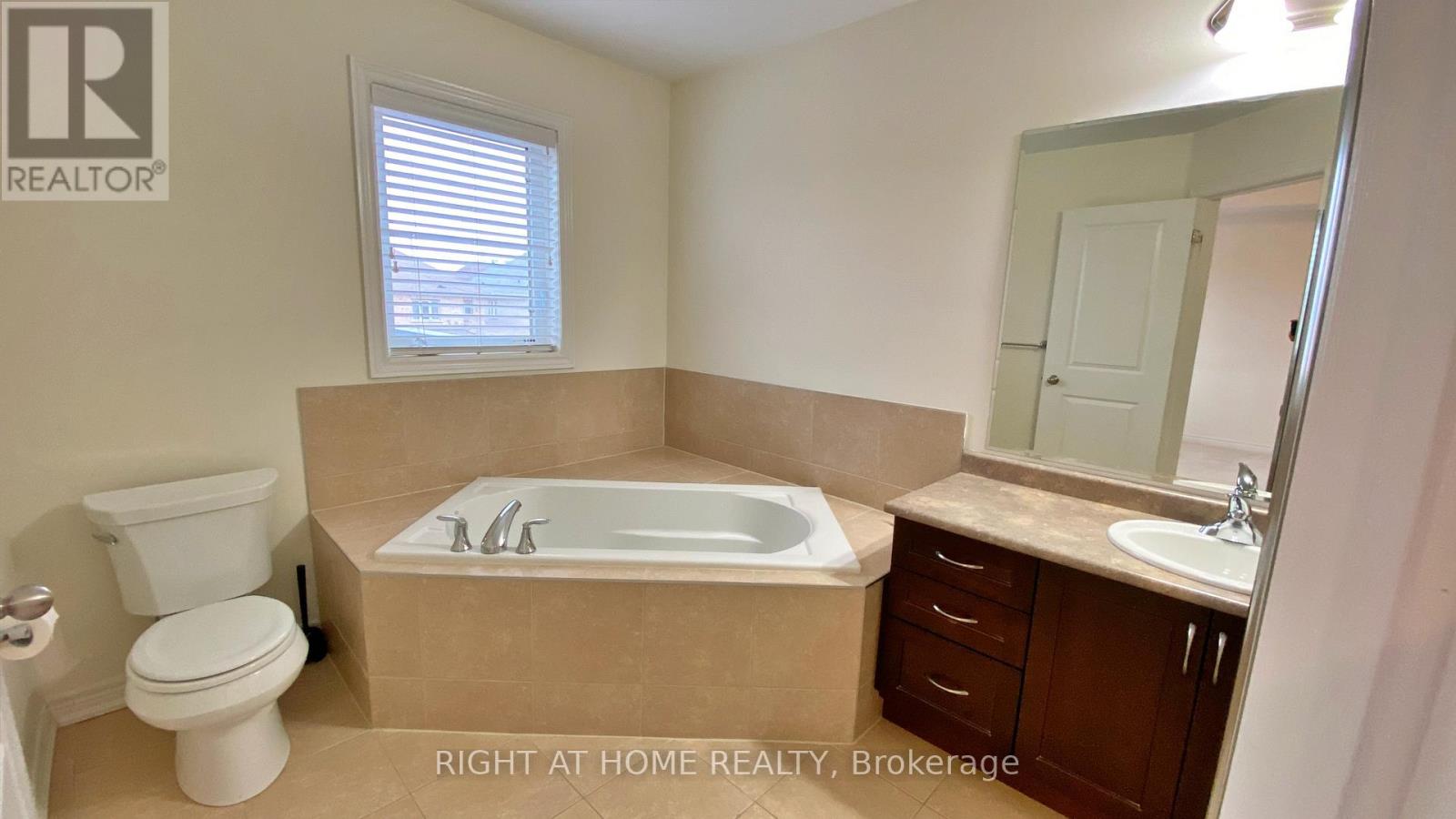 3097 Neyagawa Boulevard, Oakville, Ontario  L6M 4L7 - Photo 20 - W12859850