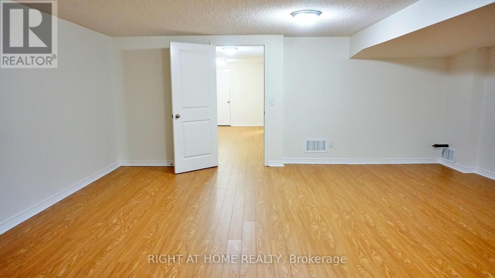 3097 Neyagawa Boulevard, Oakville, Ontario  L6M 4L7 - Photo 34 - W12859850