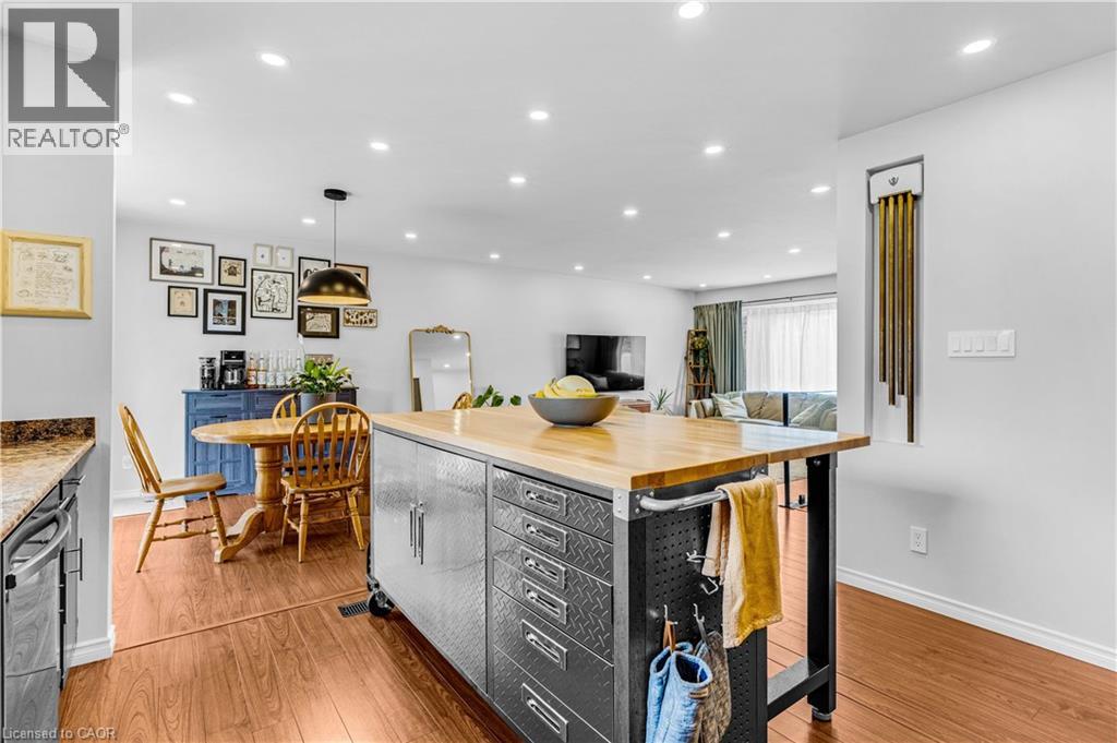 19 Kesselring Drive, Kitchener, Ontario  N2E 2P3 - Photo 10 - 40774031