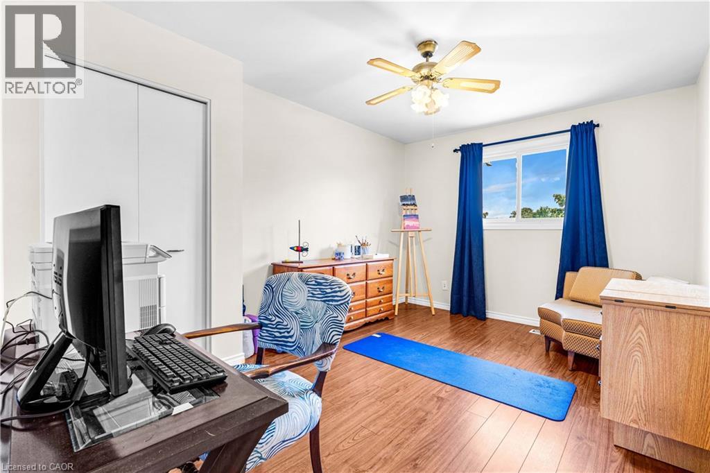 19 Kesselring Drive, Kitchener, Ontario  N2E 2P3 - Photo 14 - 40774031