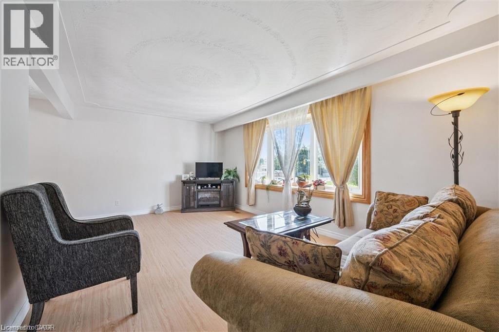 582 Skylark Road, Waterloo, Ontario  N2V 1B9 - Photo 6 - 40803391