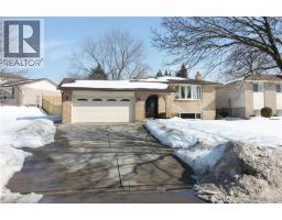 582 SKYLARK Road, Waterloo, Ontario
