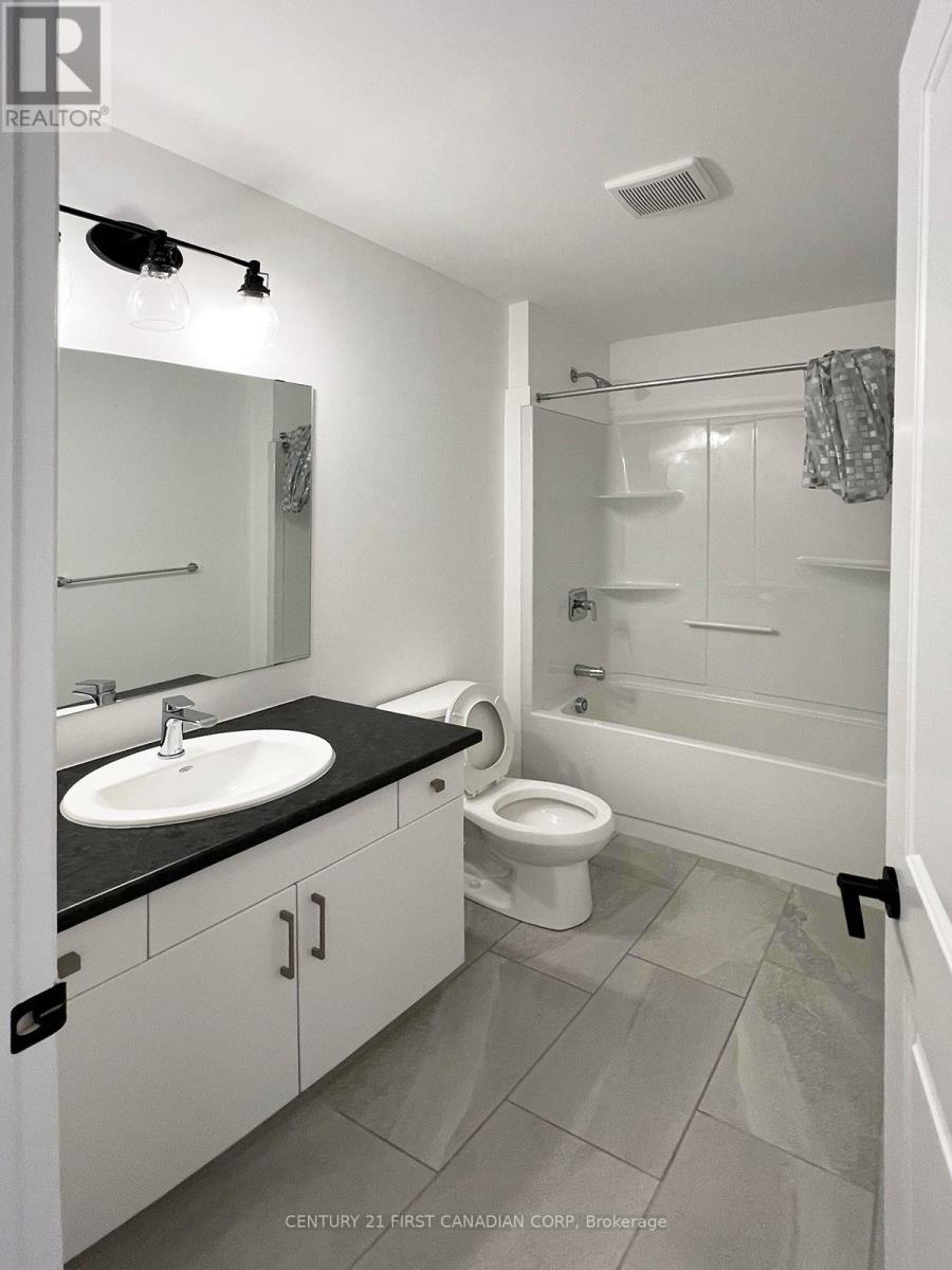 9 - 435 Callaway Road, London North, Ontario  N6G 2N1 - Photo 9 - X12859880