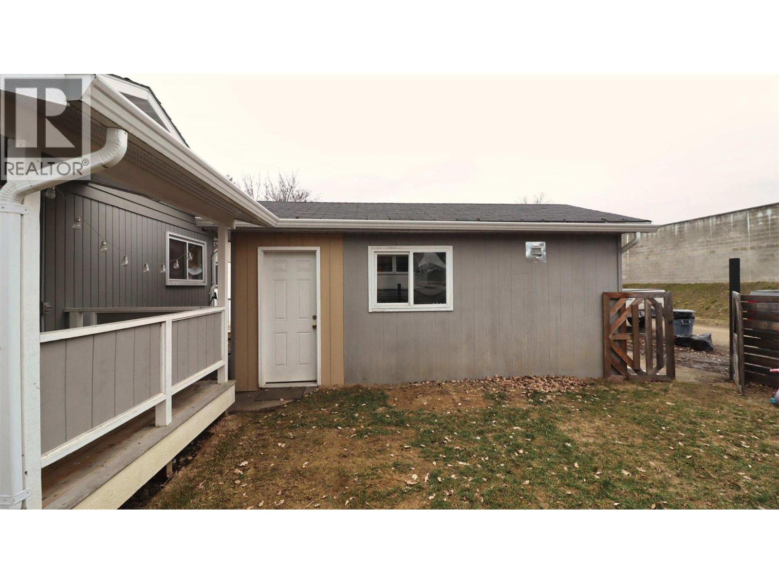 719 Knight Avenue, Enderby, British Columbia  V0E 1V1 - Photo 35 - 10378284