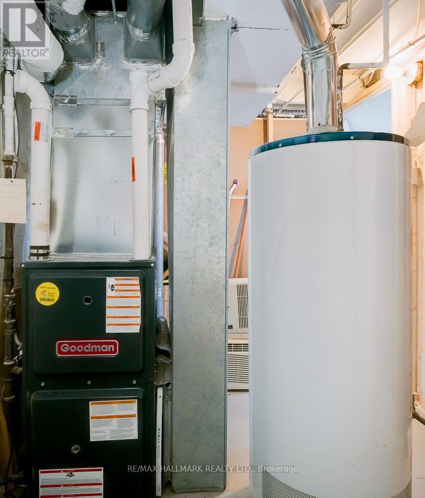 106 Willow Avenue, Toronto, Ontario  M4E 3K3 - Photo 34 - E12834846