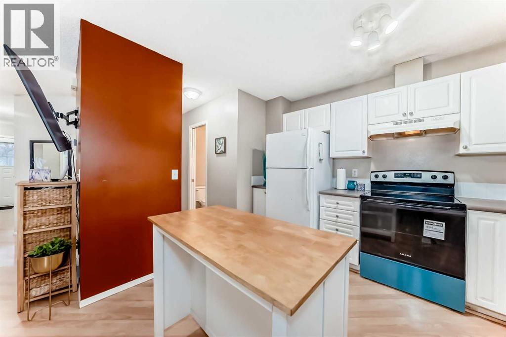 82 Citadel Point Nw, Calgary, Alberta  T3G 5L2 - Photo 5 - A2289653