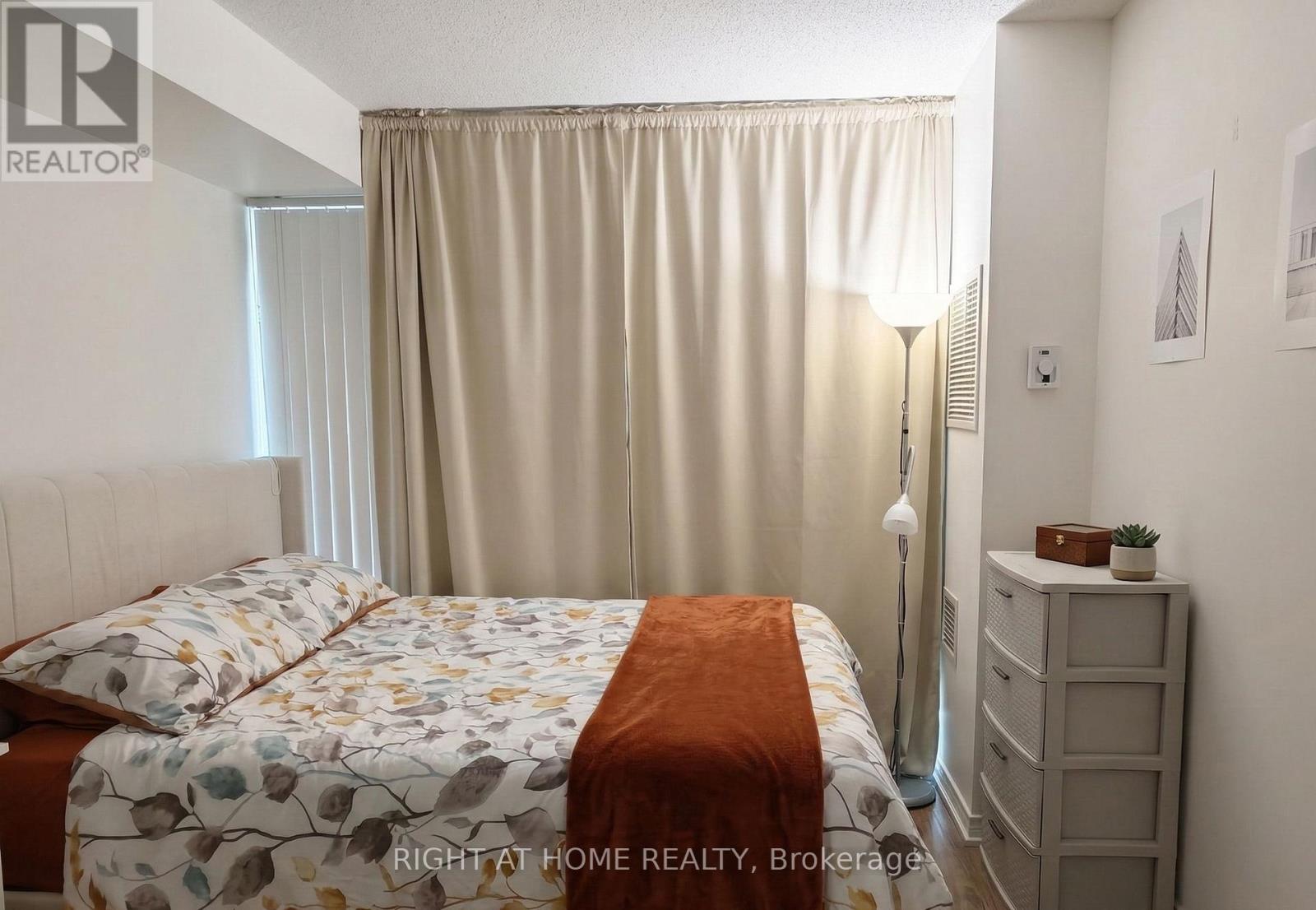 811 - 5508 Yonge Street, Toronto, Ontario  M2N 7L2 - Photo 5 - C12859898