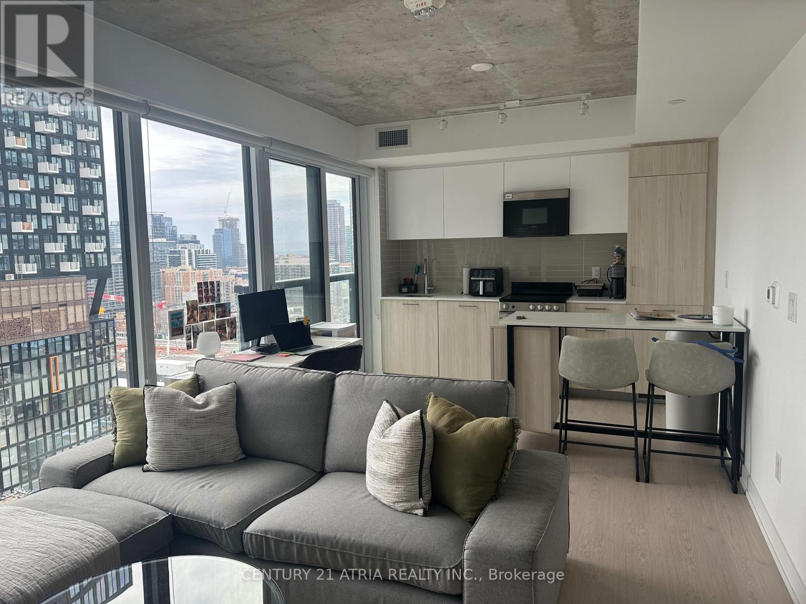 1809 - 65 Mutual Street, Toronto, Ontario  M5B 2A9 - Photo 2 - C12859914