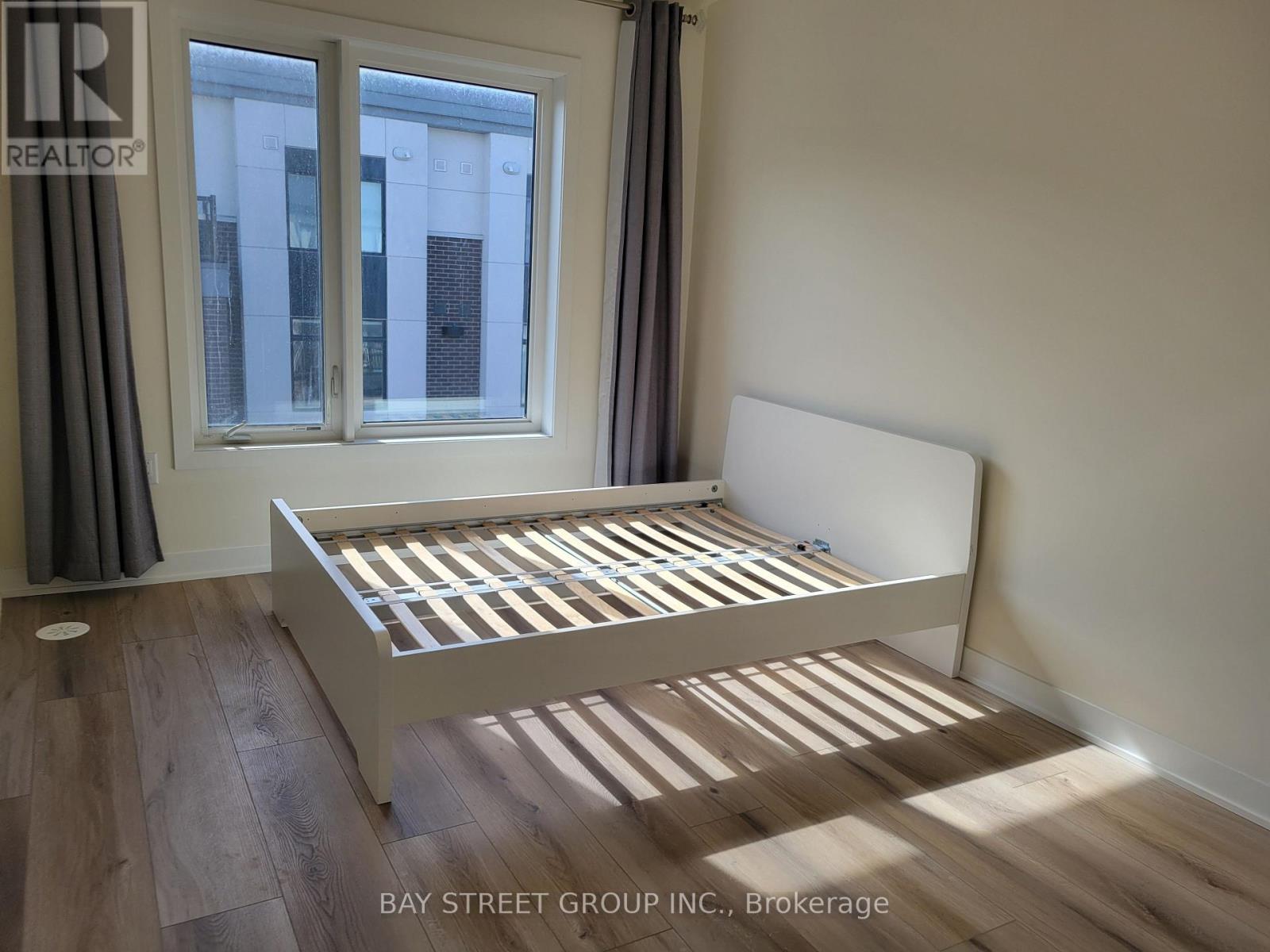 105 - 1695 Dersan Street, Pickering, Ontario  L1X 0S9 - Photo 11 - E12859864