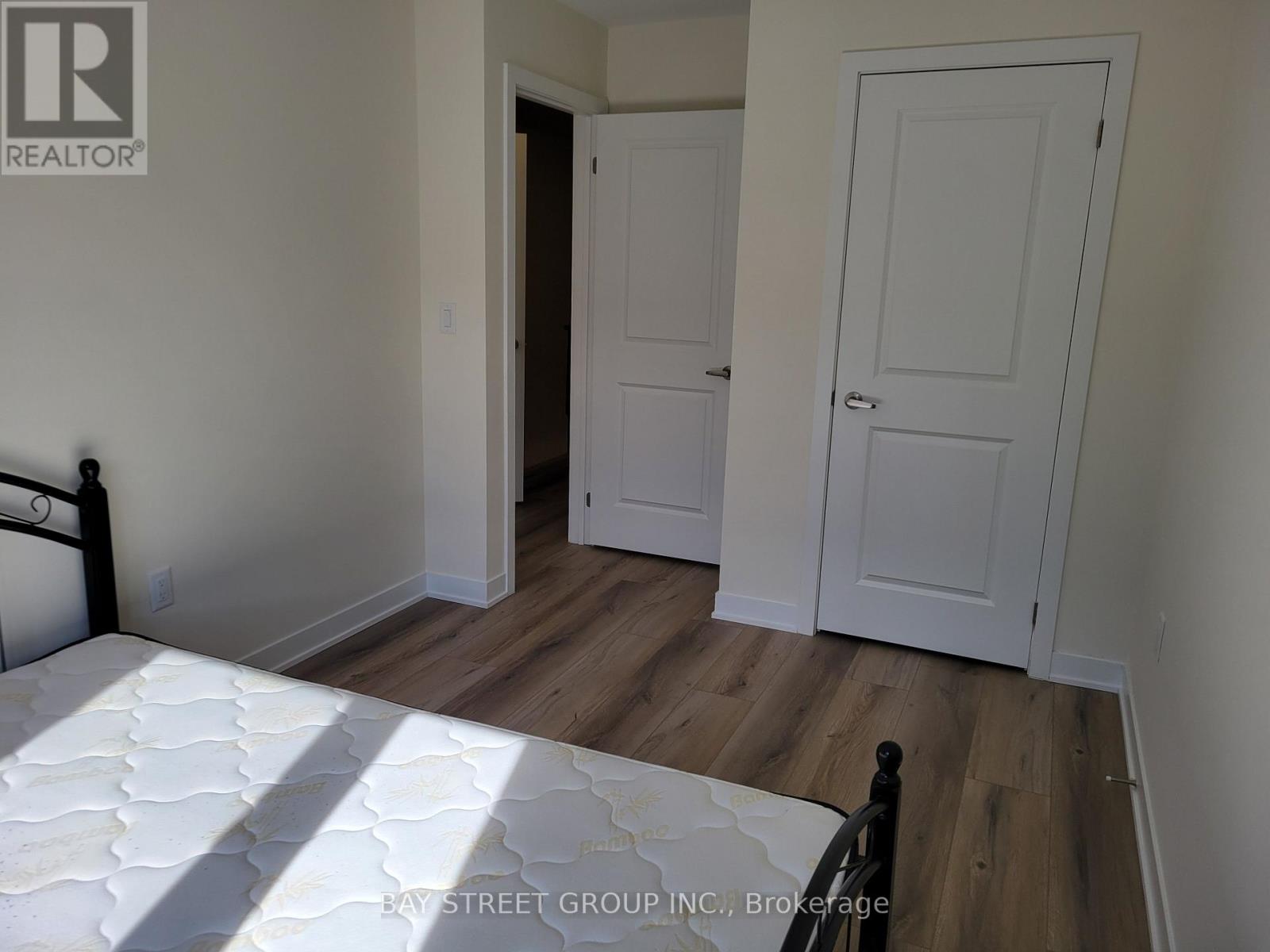 105 - 1695 Dersan Street, Pickering, Ontario  L1X 0S9 - Photo 14 - E12859864