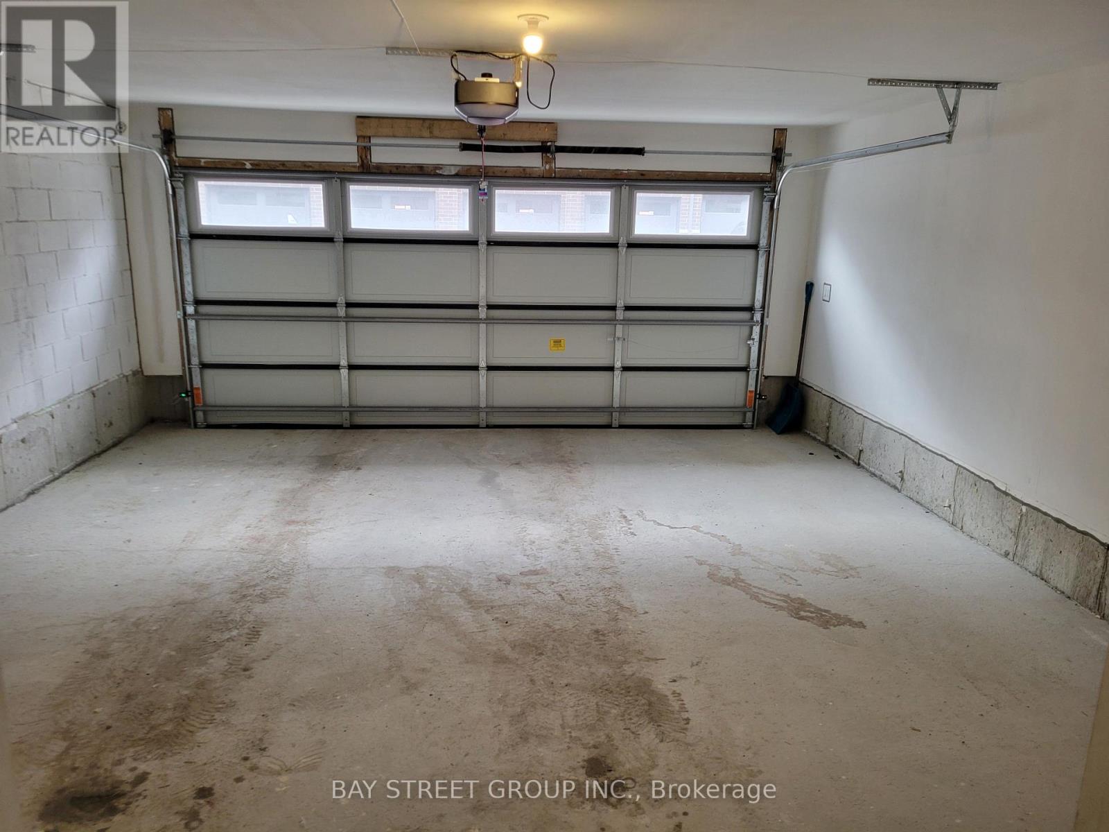 105 - 1695 Dersan Street, Pickering, Ontario  L1X 0S9 - Photo 22 - E12859864