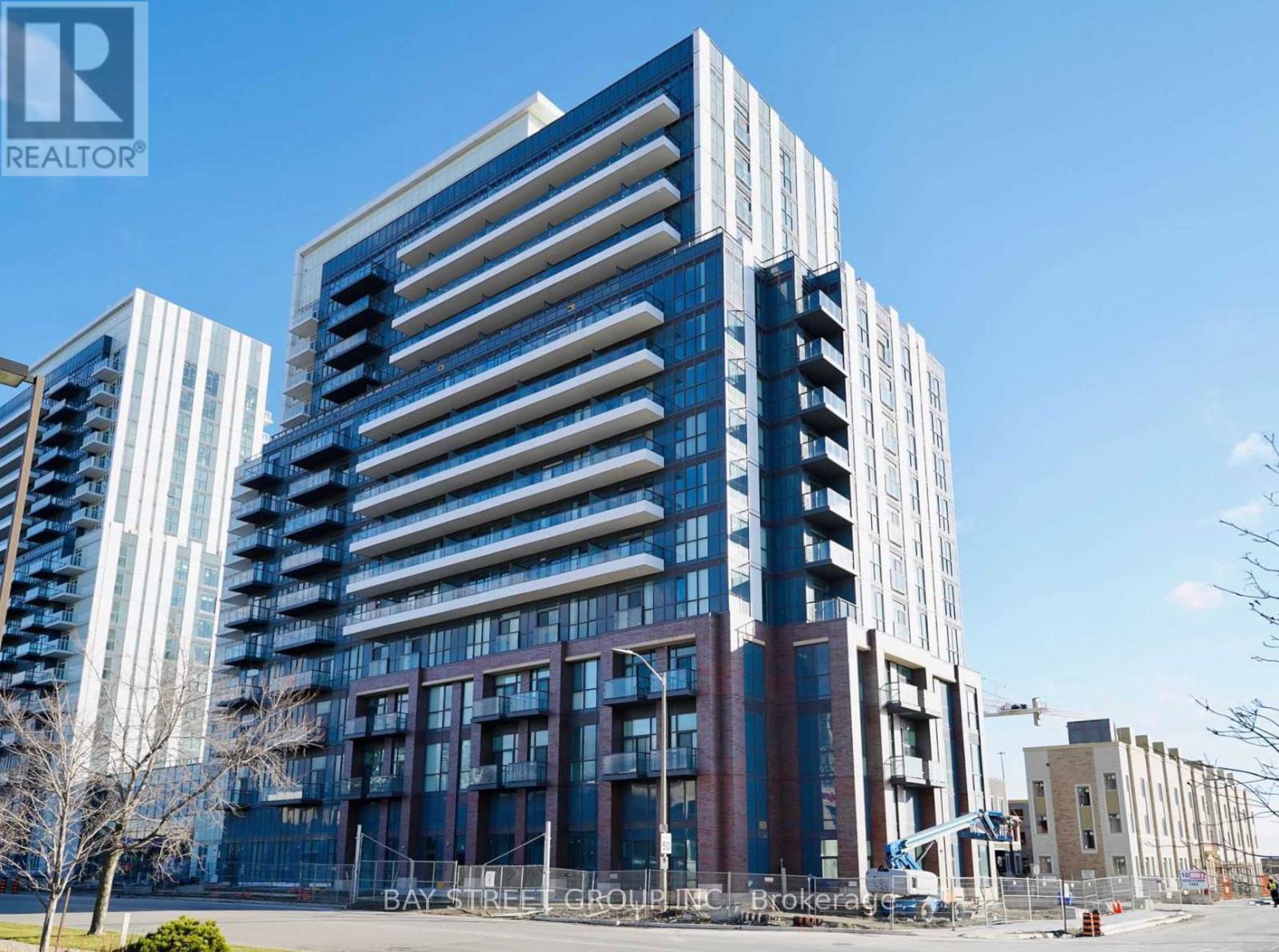 1115 - 10 HONEYCRISP CRESCENT, Vaughan, Ontario