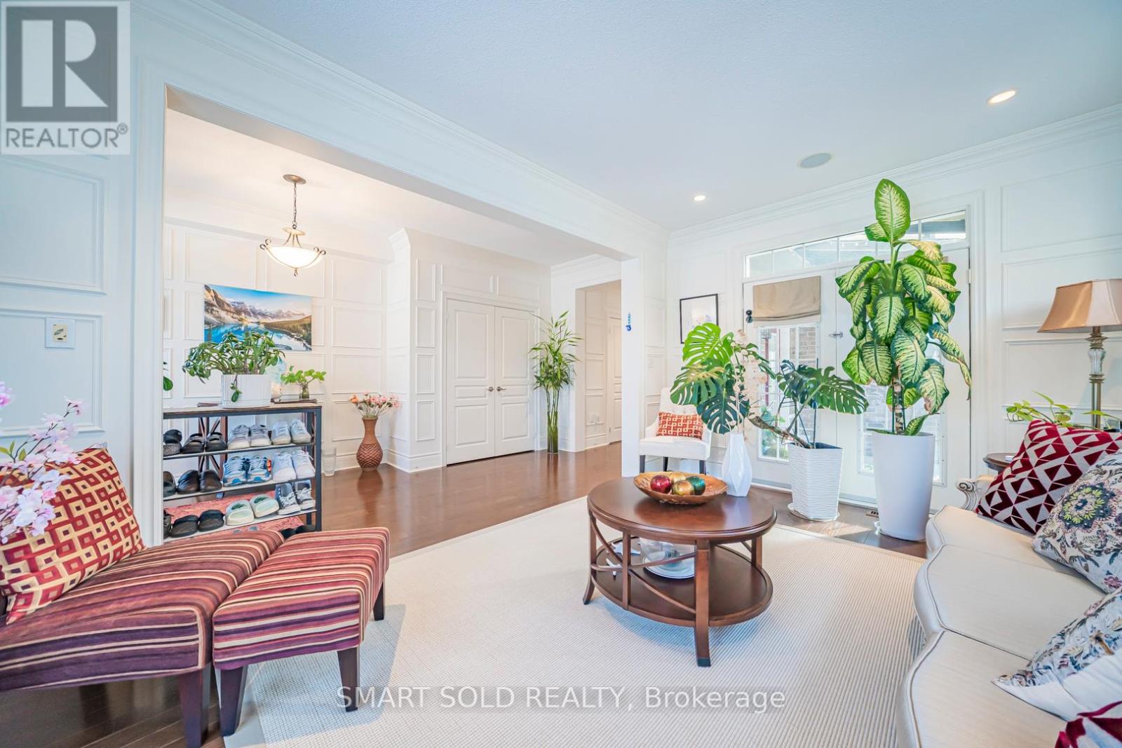 33 Earnshaw Drive, Markham, Ontario  L6C 0E4 - Photo 4 - N12859888