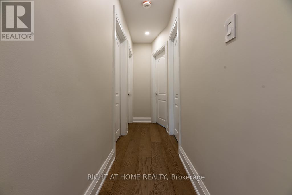 343 Boisdale Avenue, Richmond Hill, Ontario  L4C 1R4 - Photo 20 - N12859910