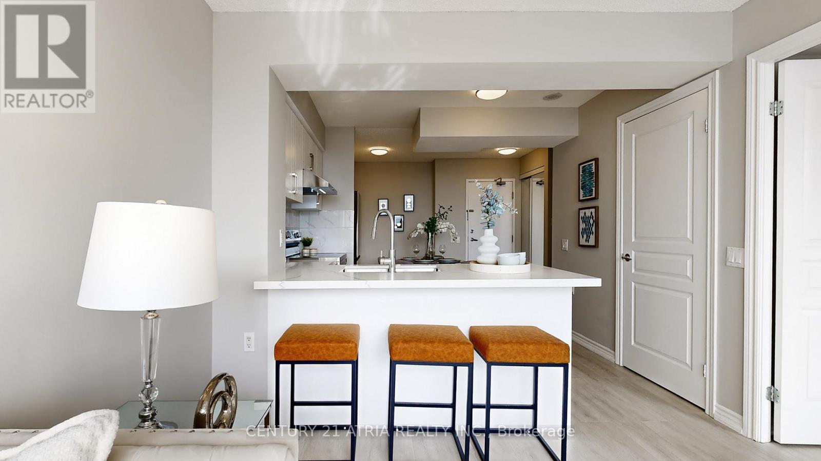 719 - 9015 Leslie Street, Richmond Hill, Ontario  L4B 4J8 - Photo 21 - N12859912