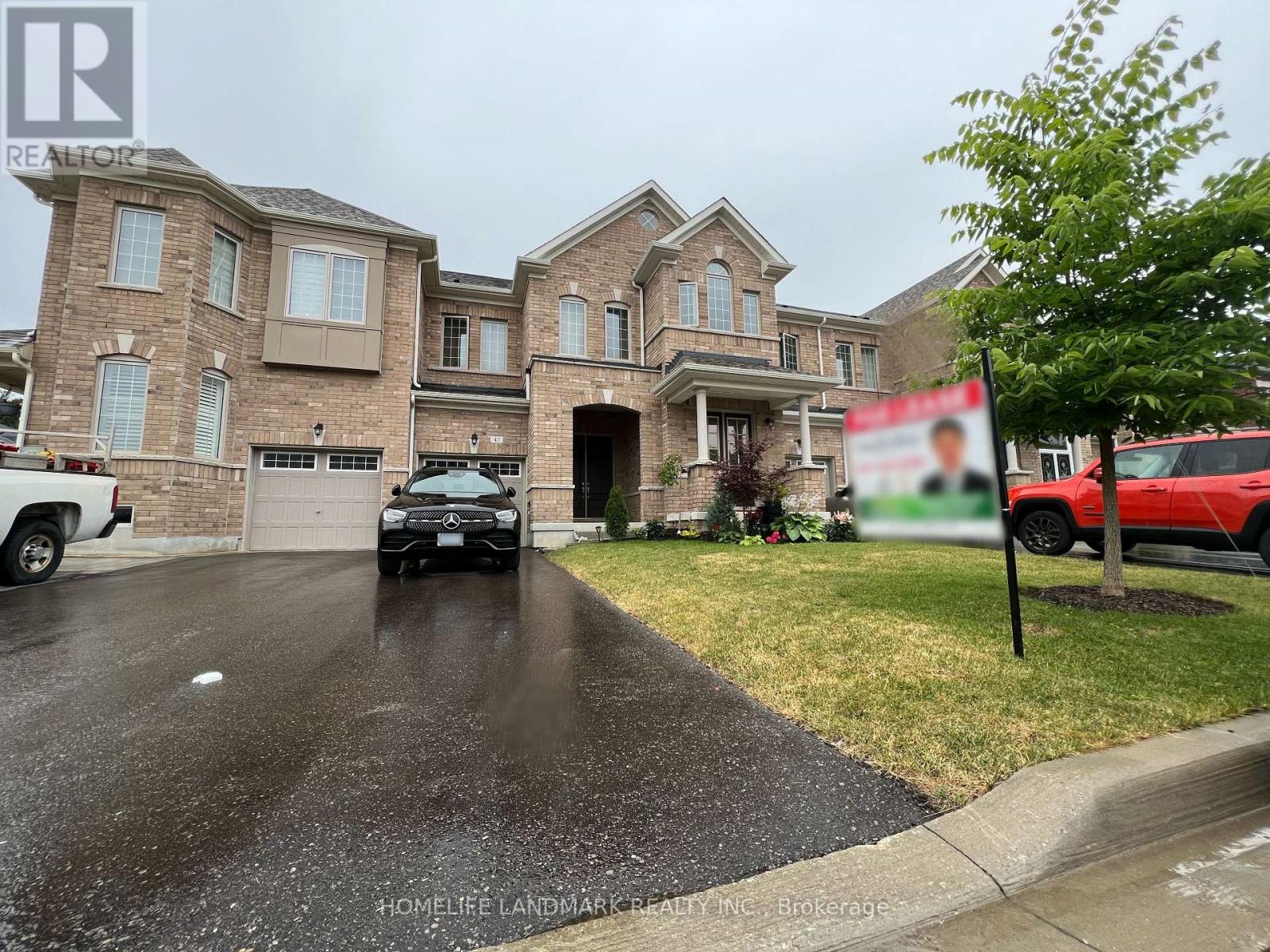 47 Durblee Avenue, Aurora, Ontario  L4G 0Z8 - Photo 4 - N12859922