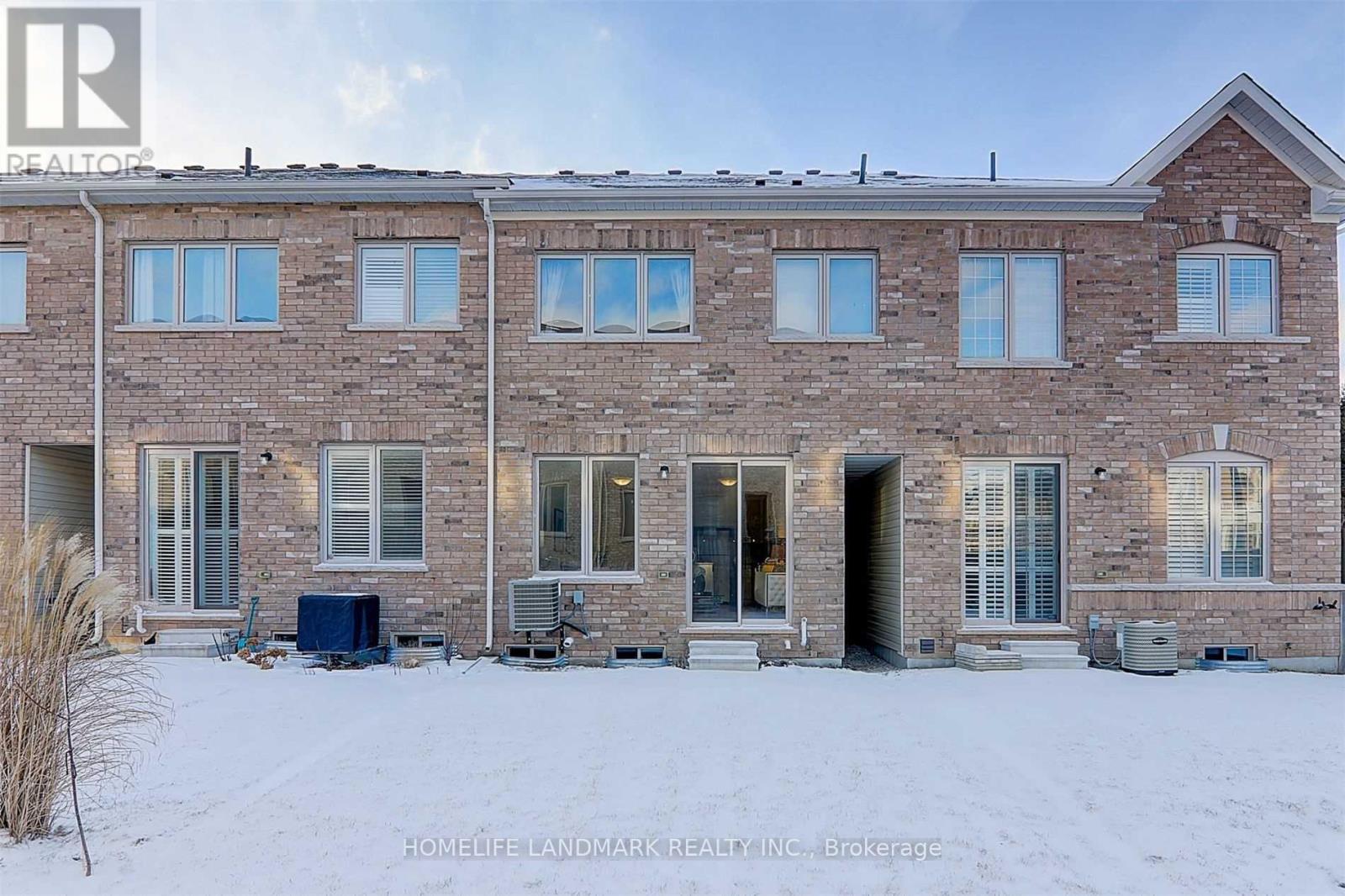 47 Durblee Avenue, Aurora, Ontario  L4G 0Z8 - Photo 8 - N12859922