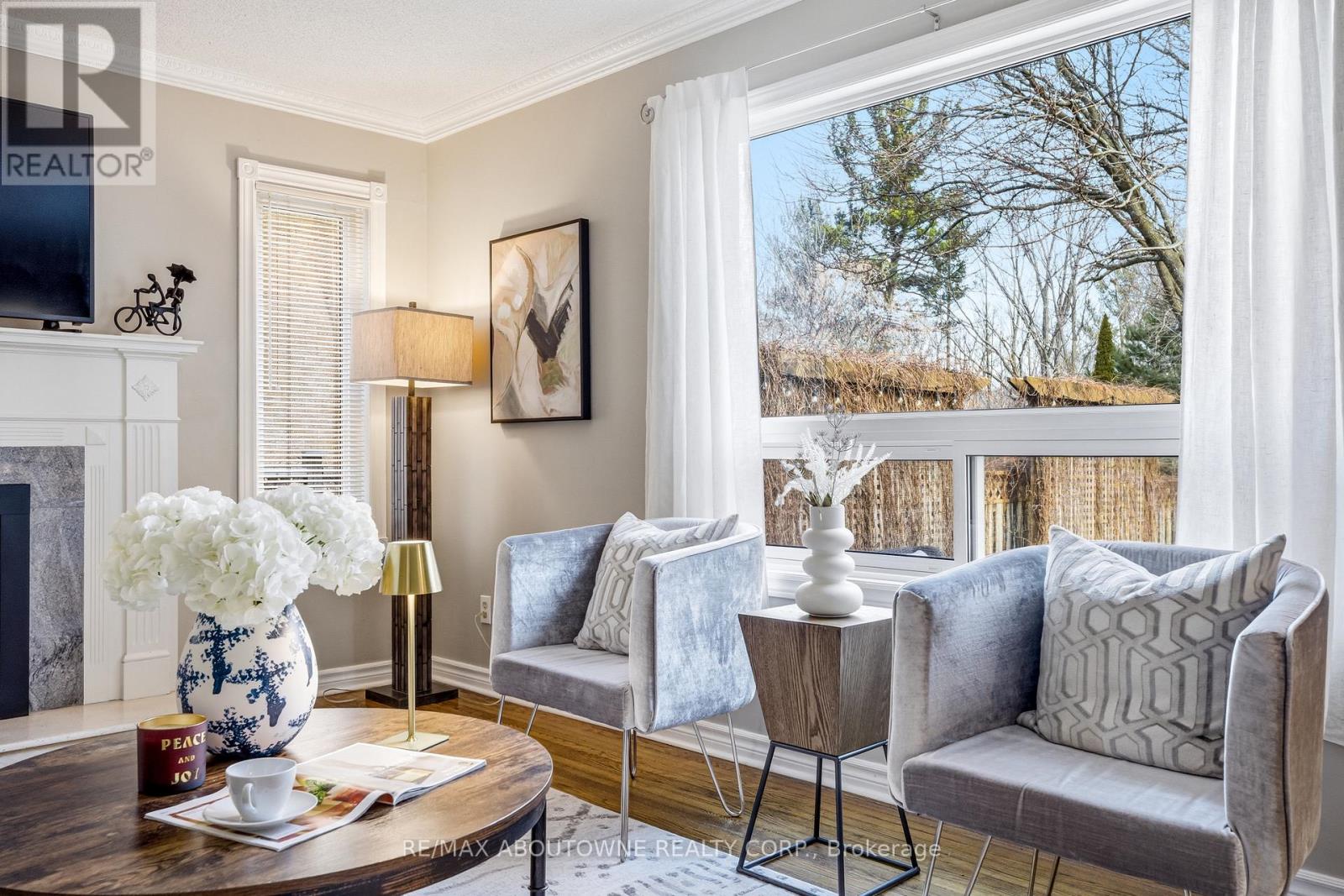 1323 Blackburn Drive, Oakville, Ontario  L6M 2X9 - Photo 22 - W12859908