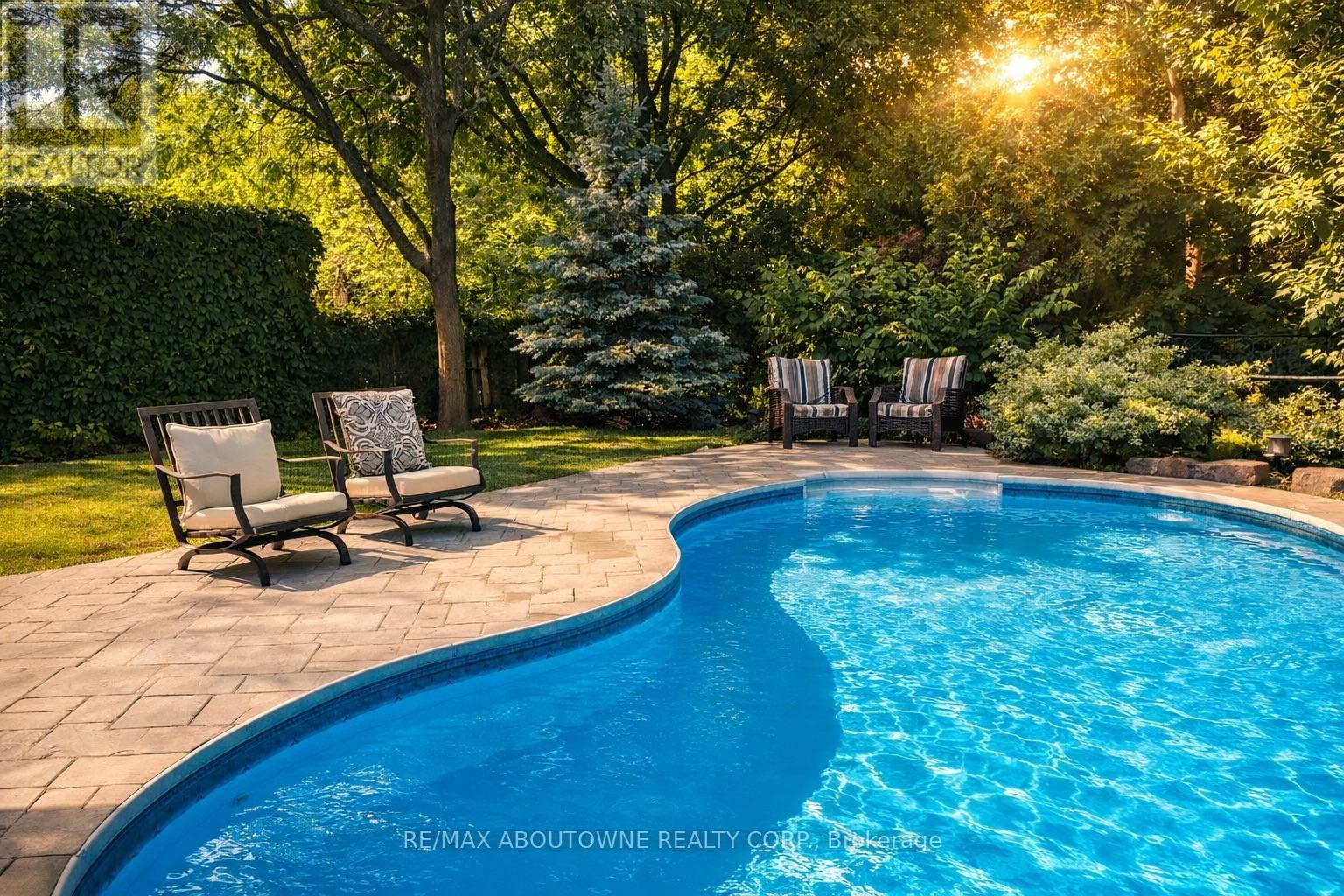 1323 Blackburn Drive, Oakville, Ontario  L6M 2X9 - Photo 48 - W12859908