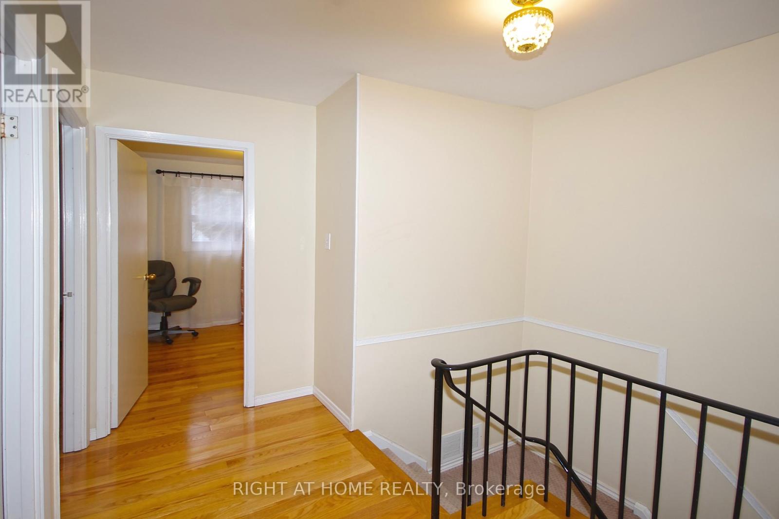 53 - 1055 Shawnmarr Road, Mississauga, Ontario  L5H 3V2 - Photo 14 - W12859926