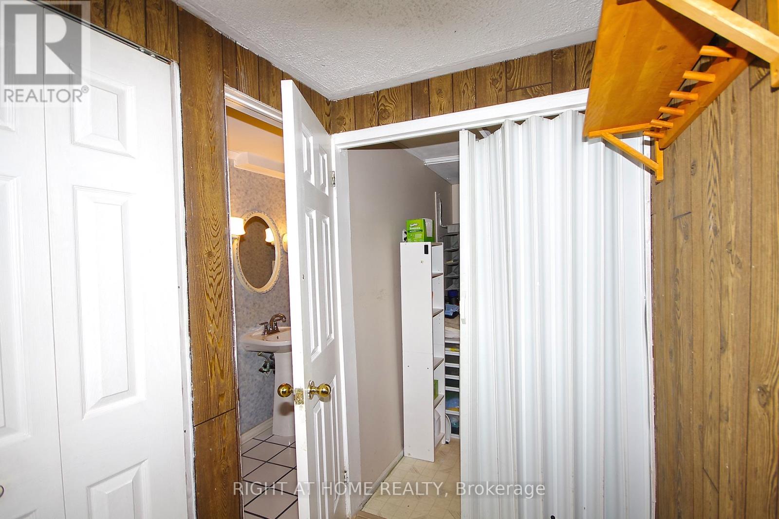 53 - 1055 Shawnmarr Road, Mississauga, Ontario  L5H 3V2 - Photo 21 - W12859926