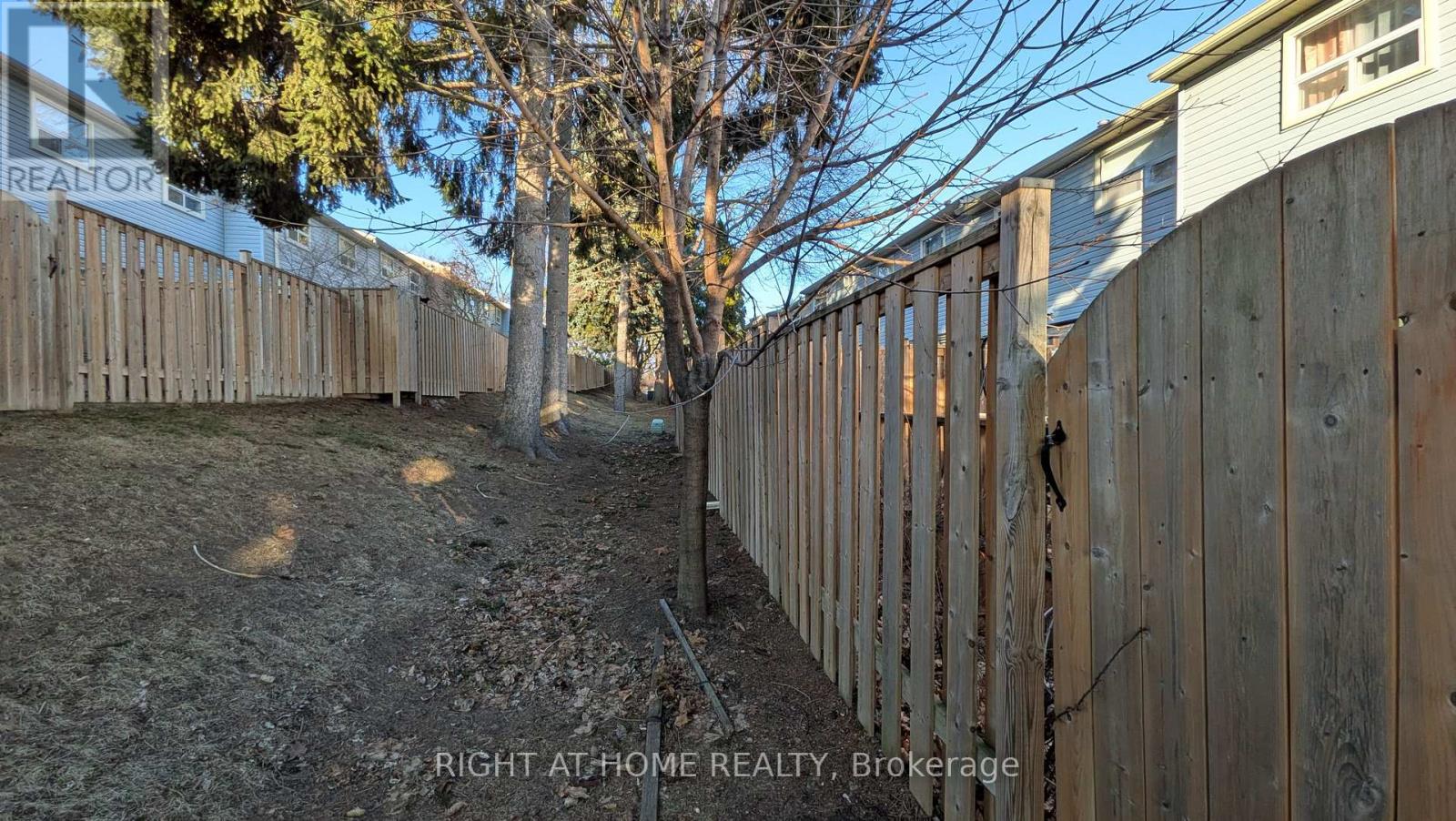 53 - 1055 Shawnmarr Road, Mississauga, Ontario  L5H 3V2 - Photo 27 - W12859926