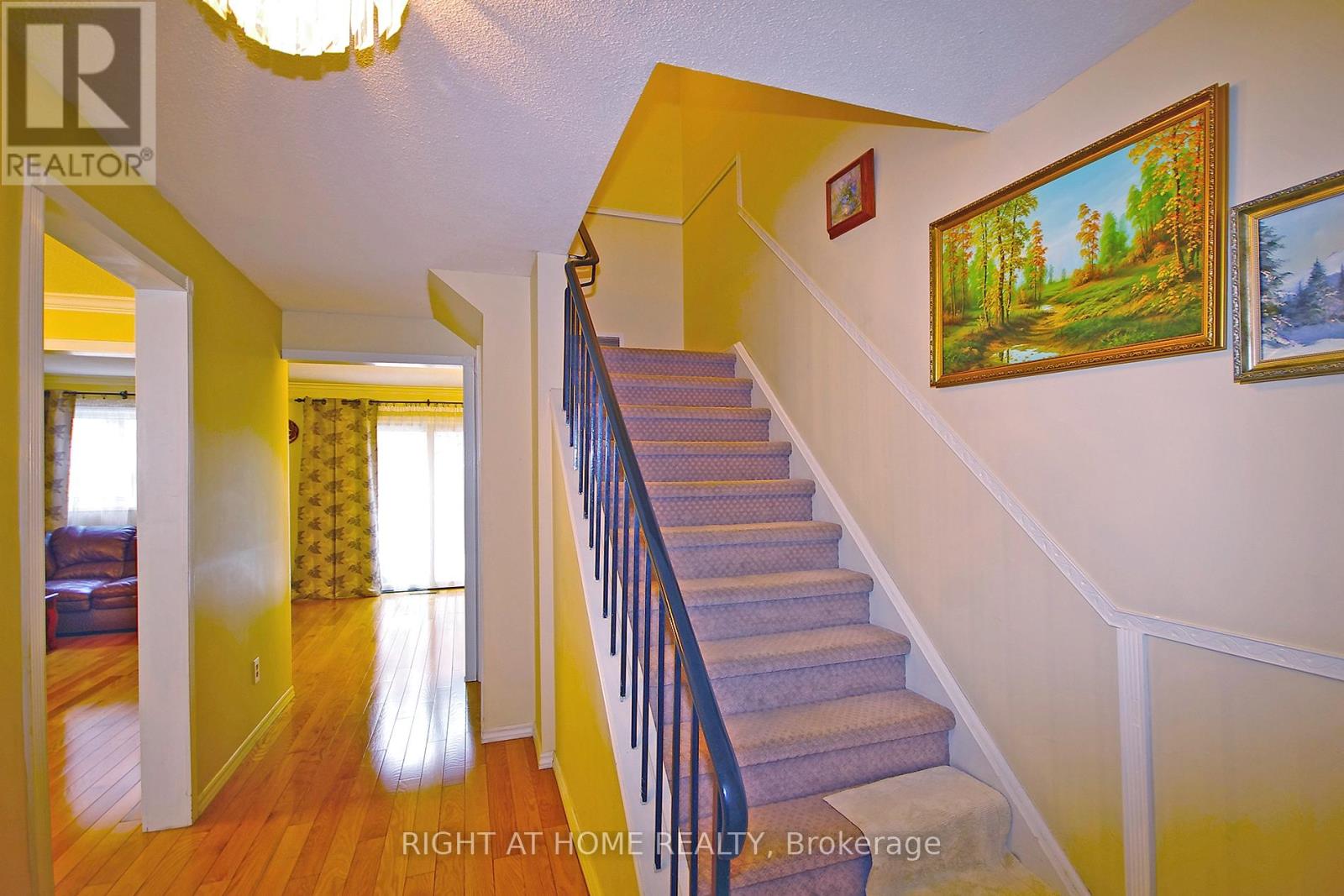 53 - 1055 Shawnmarr Road, Mississauga, Ontario  L5H 3V2 - Photo 4 - W12859926