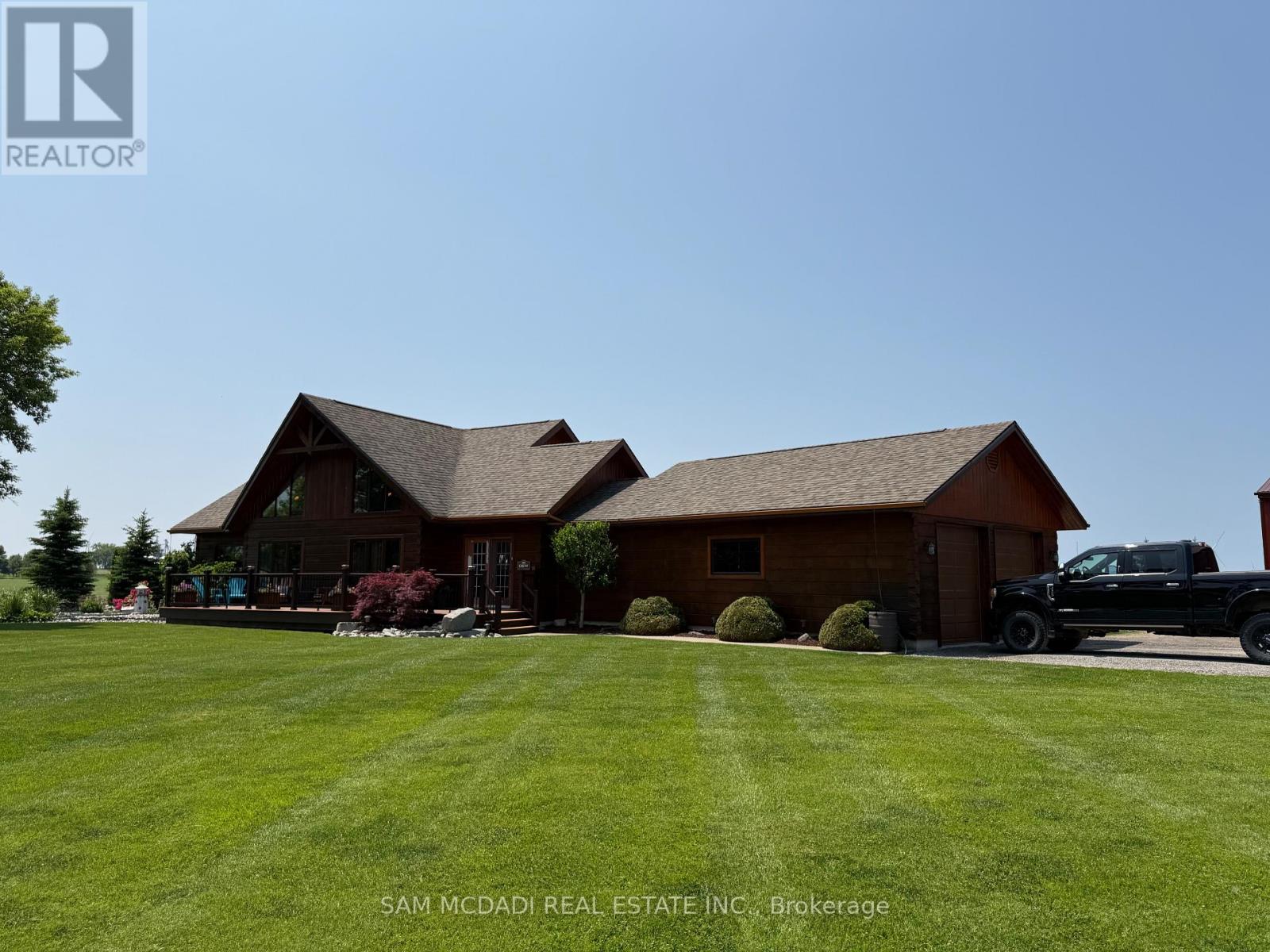8529 KINNAIRD ROAD, Lambton Shores, Ontario