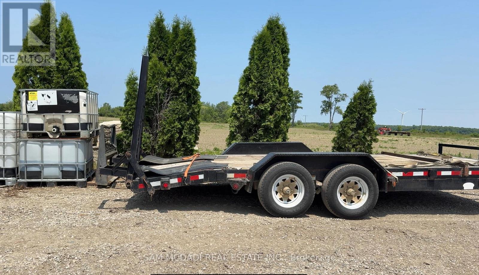 8529 Kinnaird Road, Lambton Shores, Ontario  N0N 1J3 - Photo 14 - X12859920