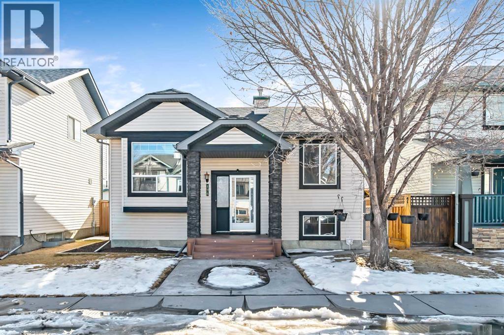 196 Erin Meadow Way Se, Calgary, Alberta  T2B 3P6 - Photo 1 - A2288722