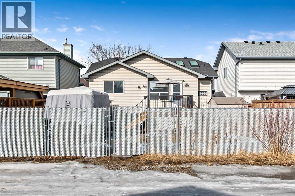 196 Erin Meadow Way Se, Calgary, Alberta  T2B 3P6 - Photo 25 - A2288722