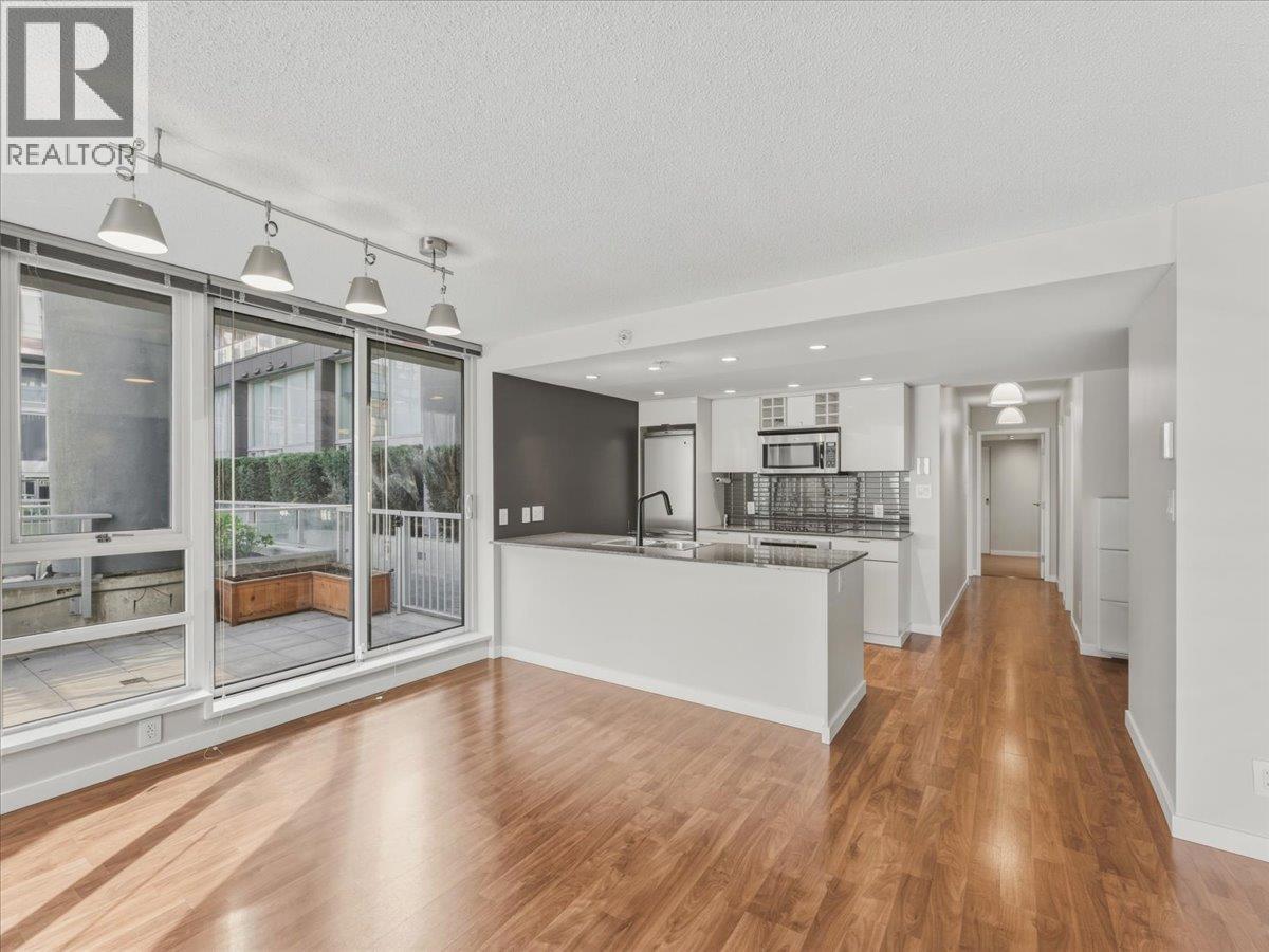 318 788 Hamilton Street, Vancouver, British Columbia  V6B 0E9 - Photo 4 - R3092080