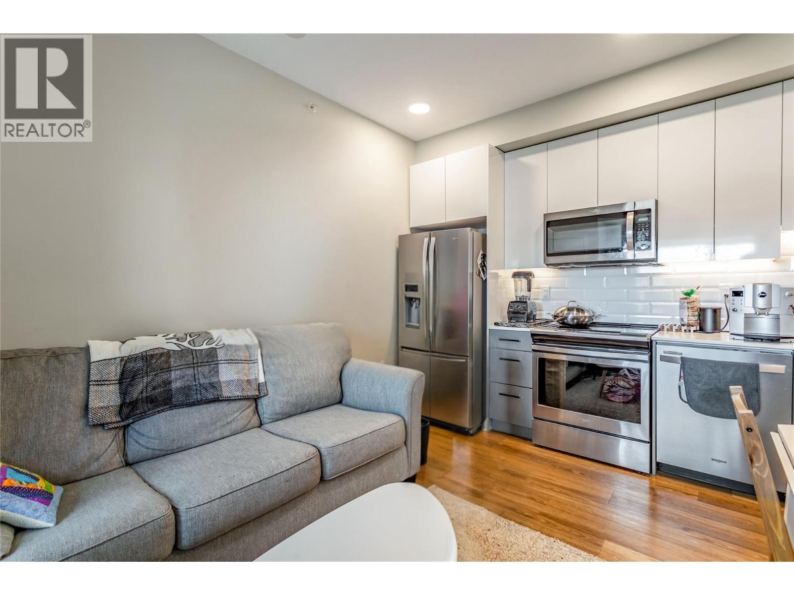 722 Valley Road Unit# 515, Kelowna, British Columbia V1V 2E6 - Photo 3 - 10375697