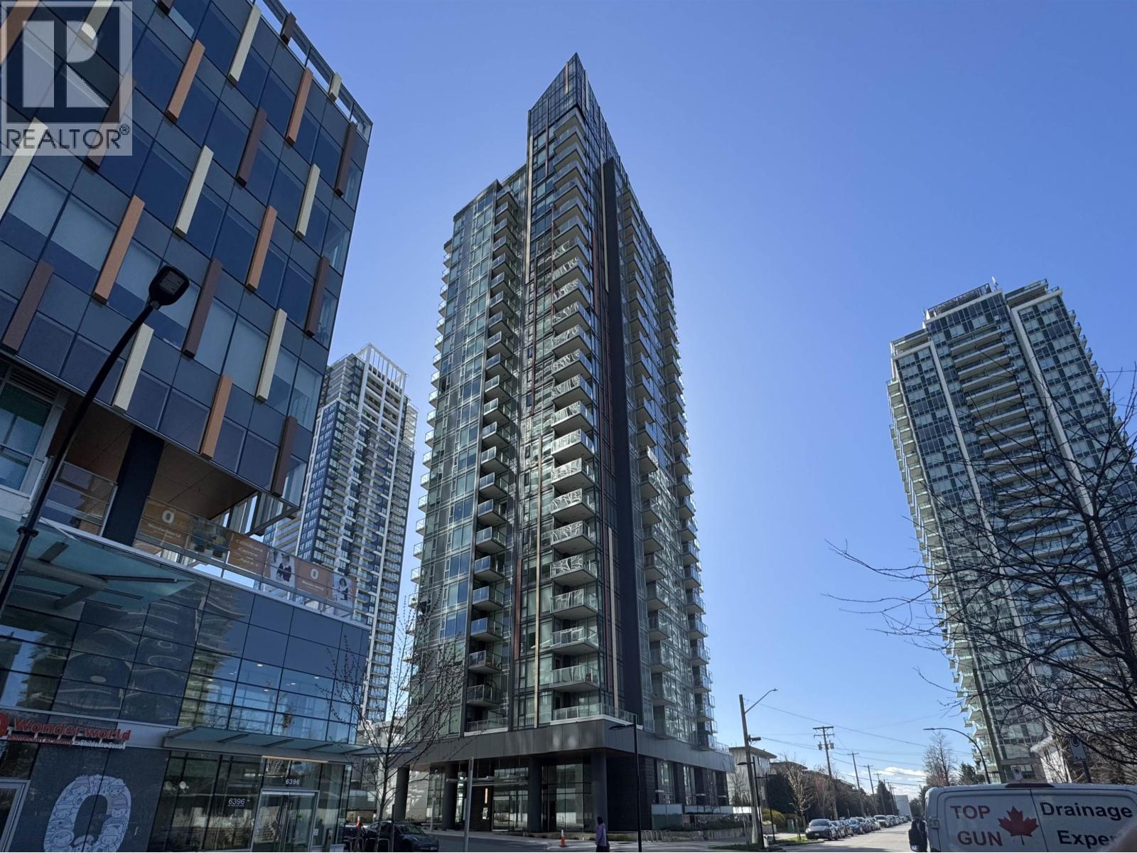 1608 6398 SILVER AVENUE, Burnaby, British Columbia