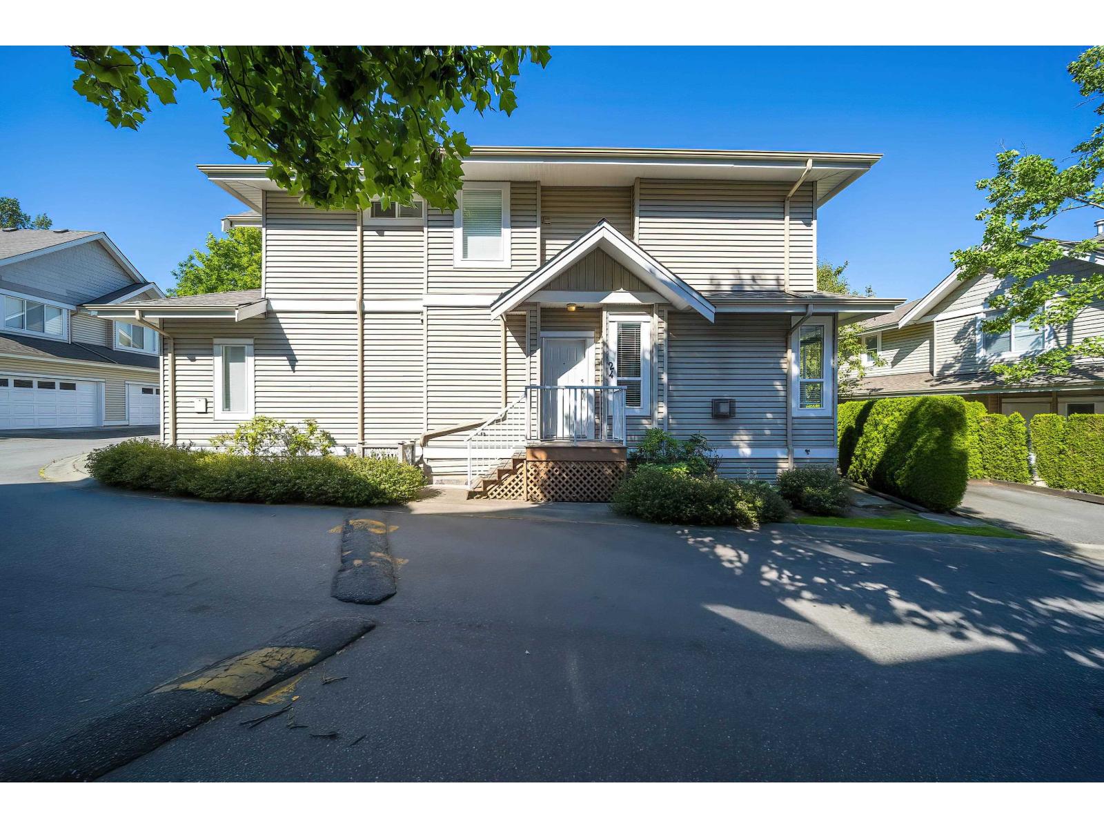 24 8568 209 Street, Langley, British Columbia  V1M 4C4 - Photo 3 - R3095171