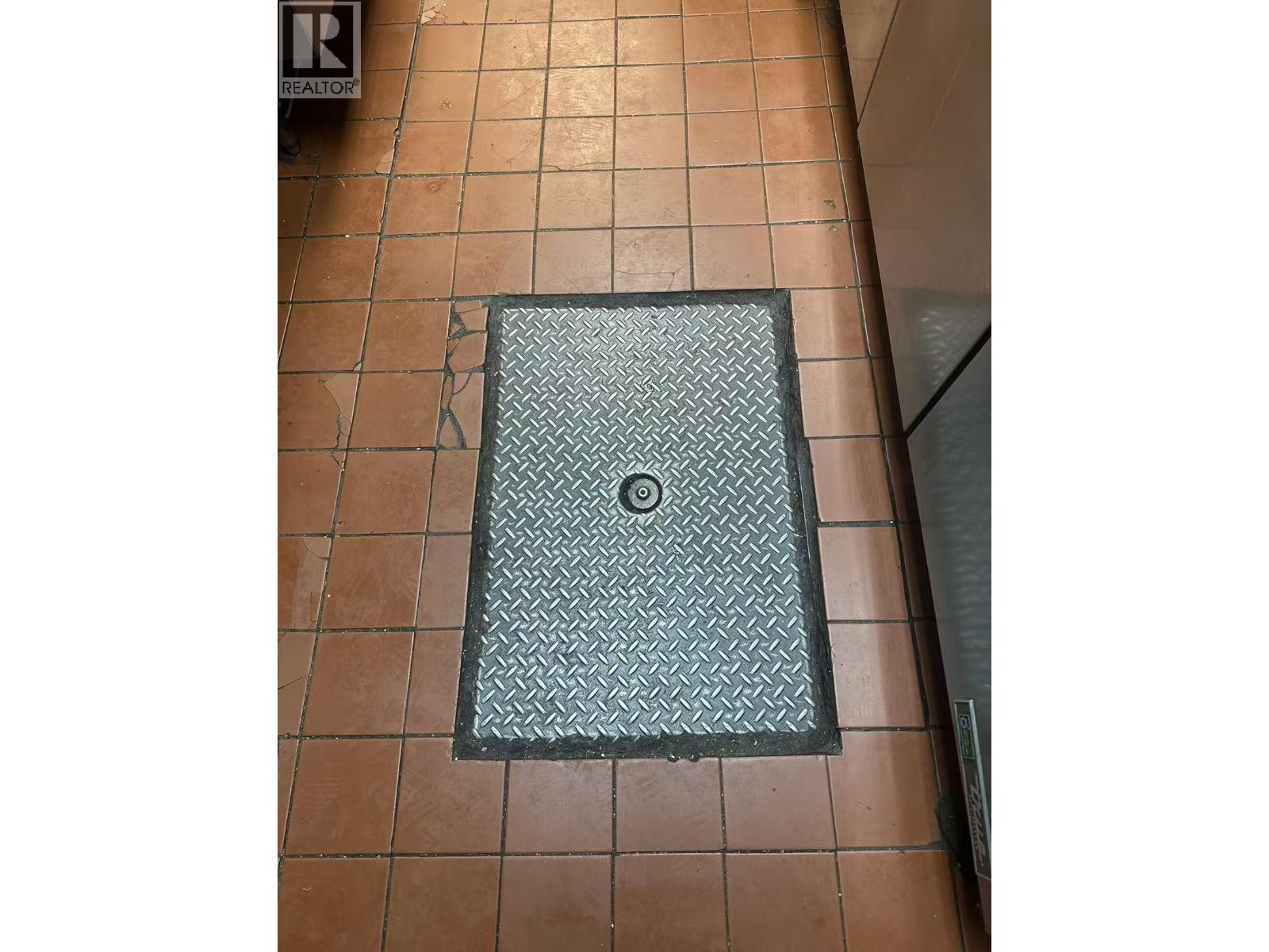 1949 Kingsway, Vancouver, British Columbia  V5N 2T1 - Photo 4 - C8076814