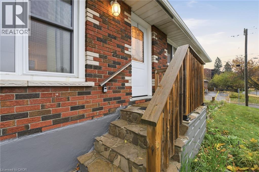 31 Oakwood Avenue, Simcoe, Ontario  N3Y 1H5 - Photo 6 - 40810380