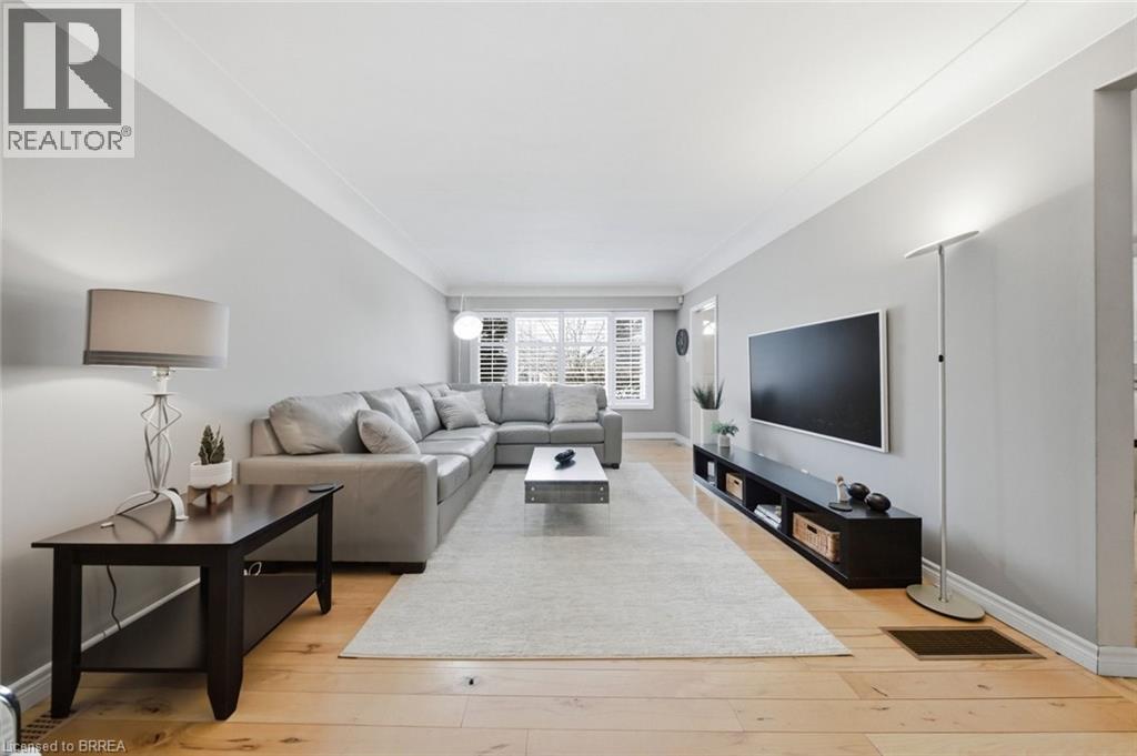 71 PINECREST Drive, kitchener, Ontario